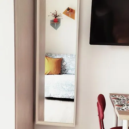 Apartment La Finestra Sul Mare Giardini Naxos